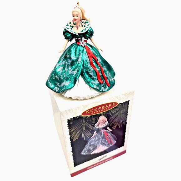 Vintage 1995 Hallmark Keepsake Ornament Holiday Barbie #3 Series - QX15057 - Picture 9 of 9